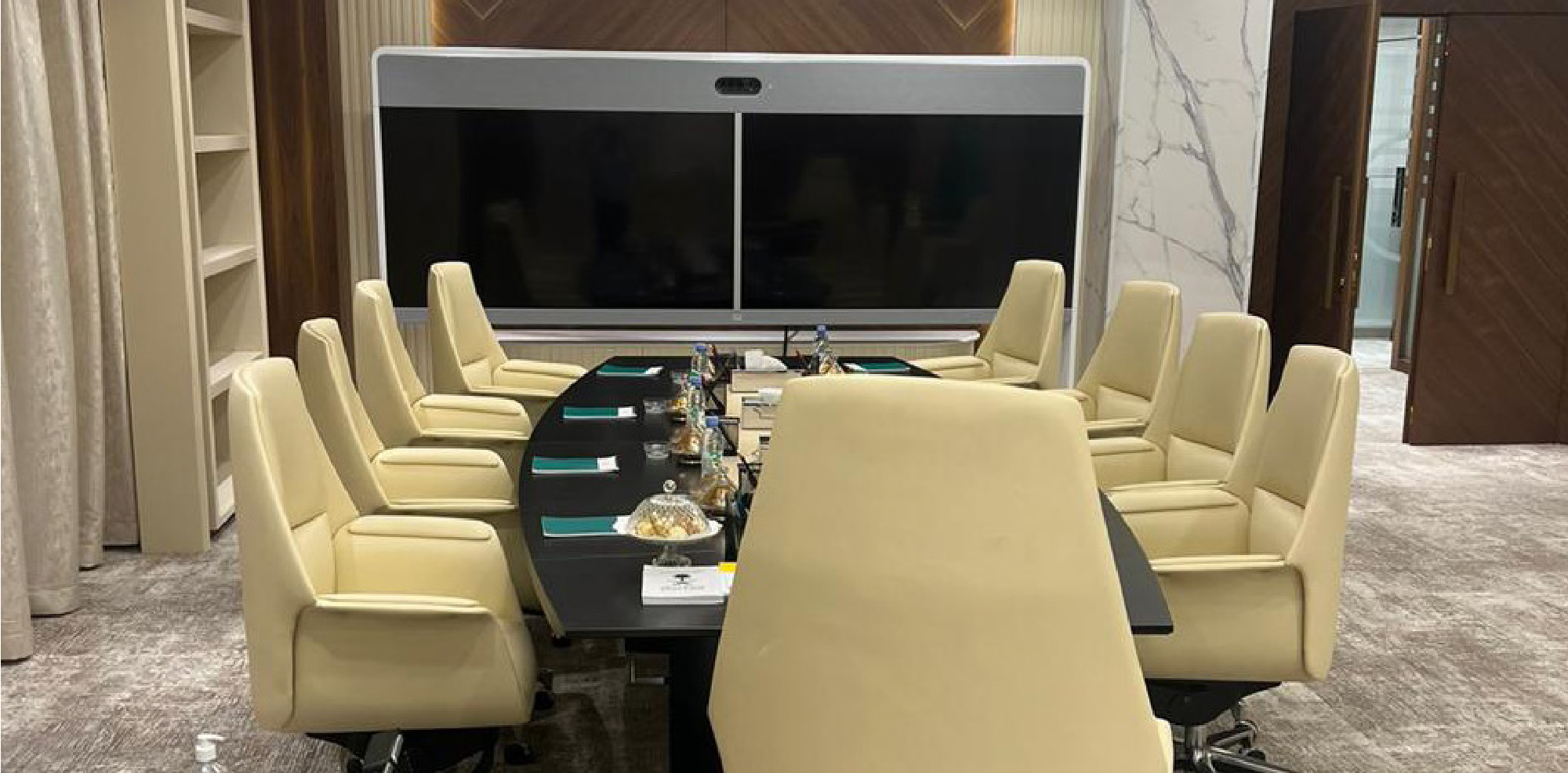 Finishing of the Minister of Media office
